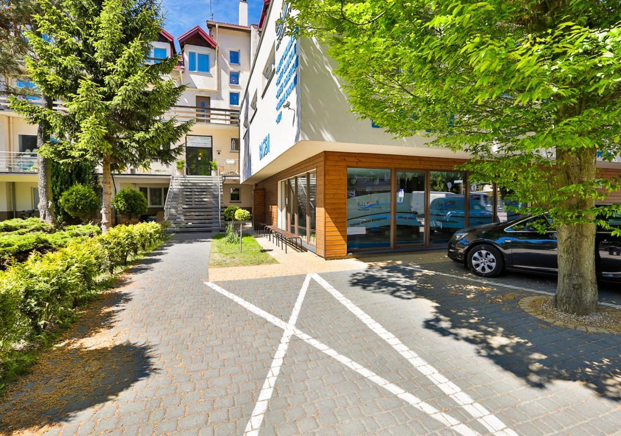 Ośrodek wypoczynkowy Balt-Tur Feel Well Resort Jastrzębia Góra Exterior foto